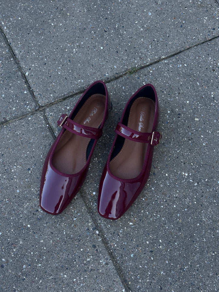 Line Ballerinaer - Wine Red