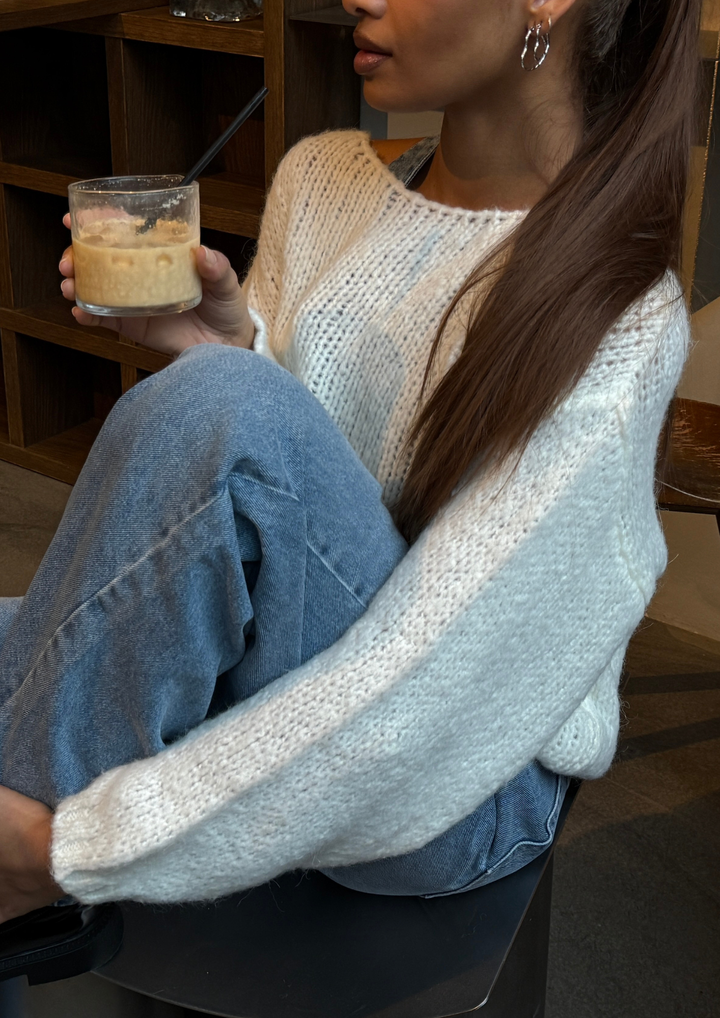Ella Chunky Knit - White