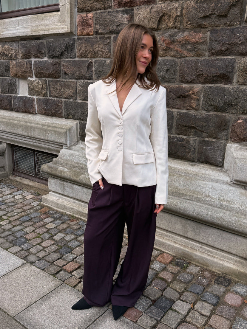 Nora-housut, lyhyt malli - Luumu