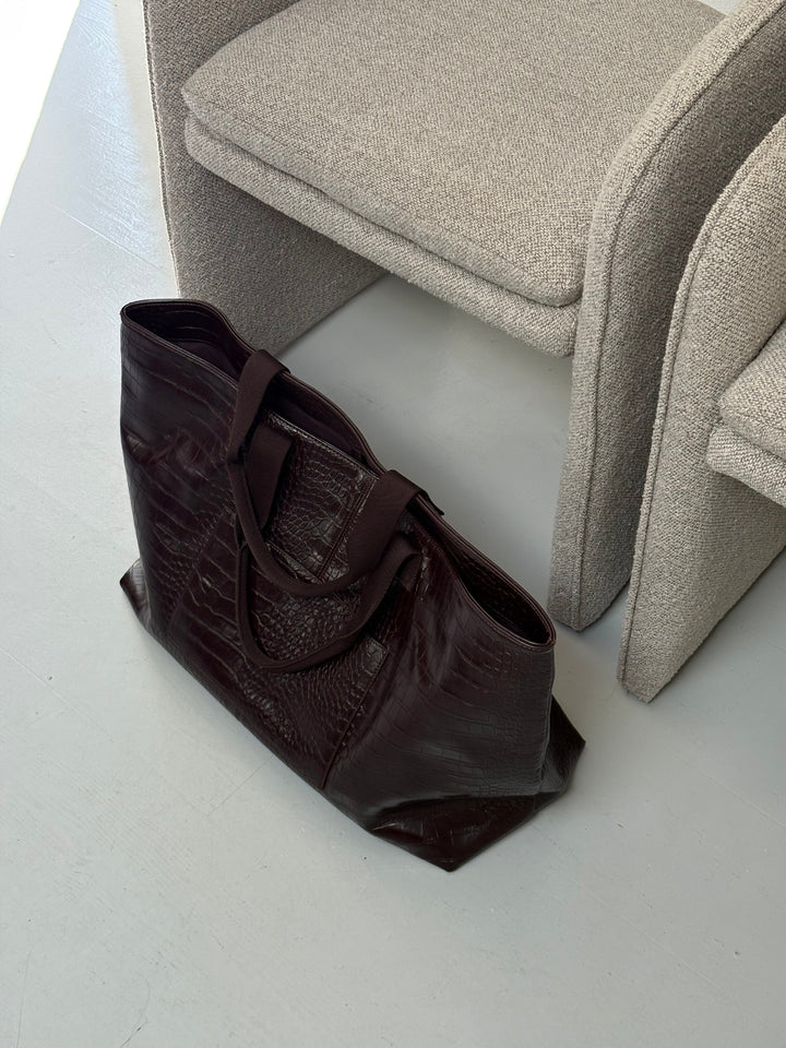 Lara XL Tote Bag - Dark Brown Crocodile