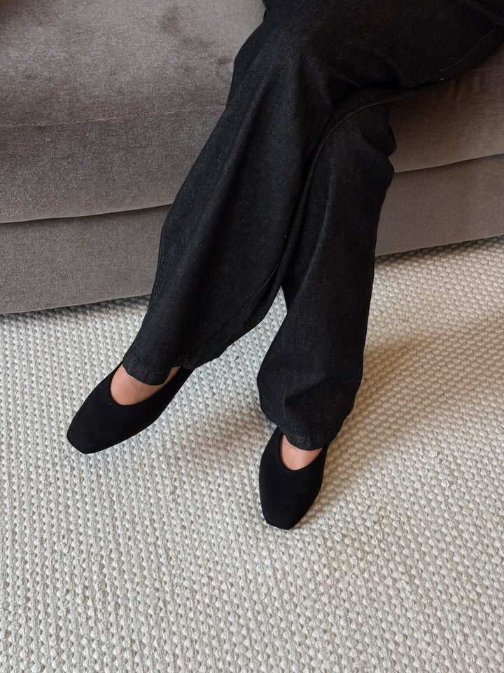 Jennifer Square Ballerina - Faux Suede Black