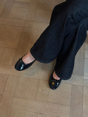 Dora Bow Ballerina - Shiny Black