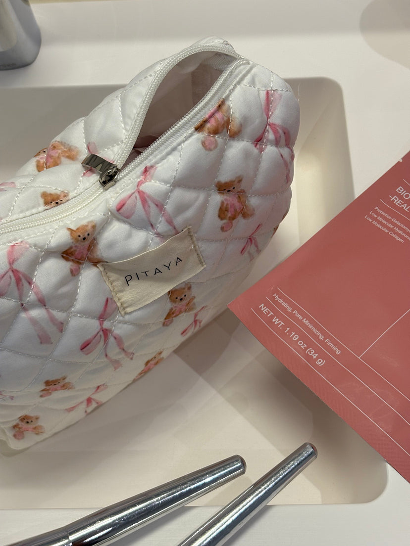 Medium Makeup Bag - Cute Teddy