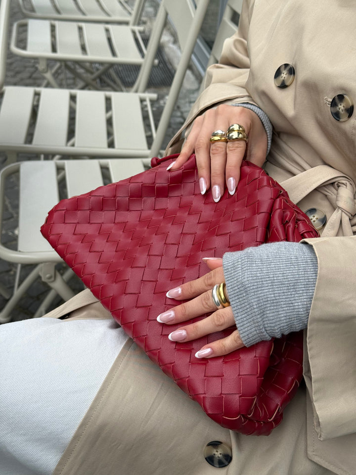 Aya Large Clutch - Deep Red