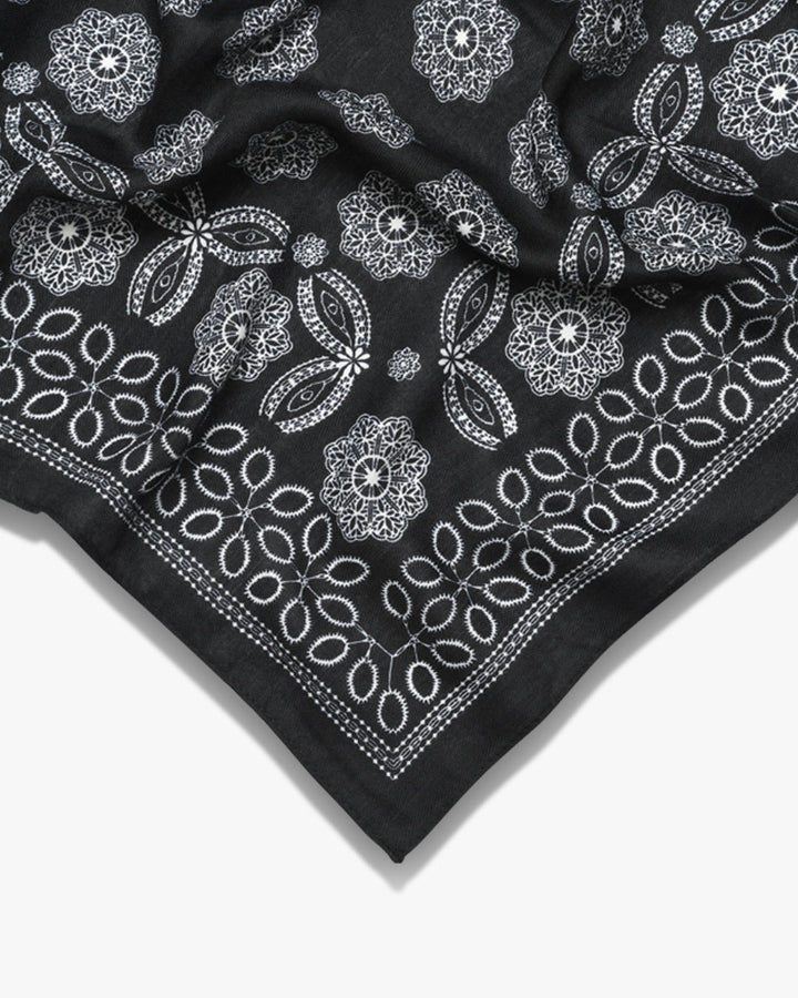 Vigga Paisley Bandana - Black