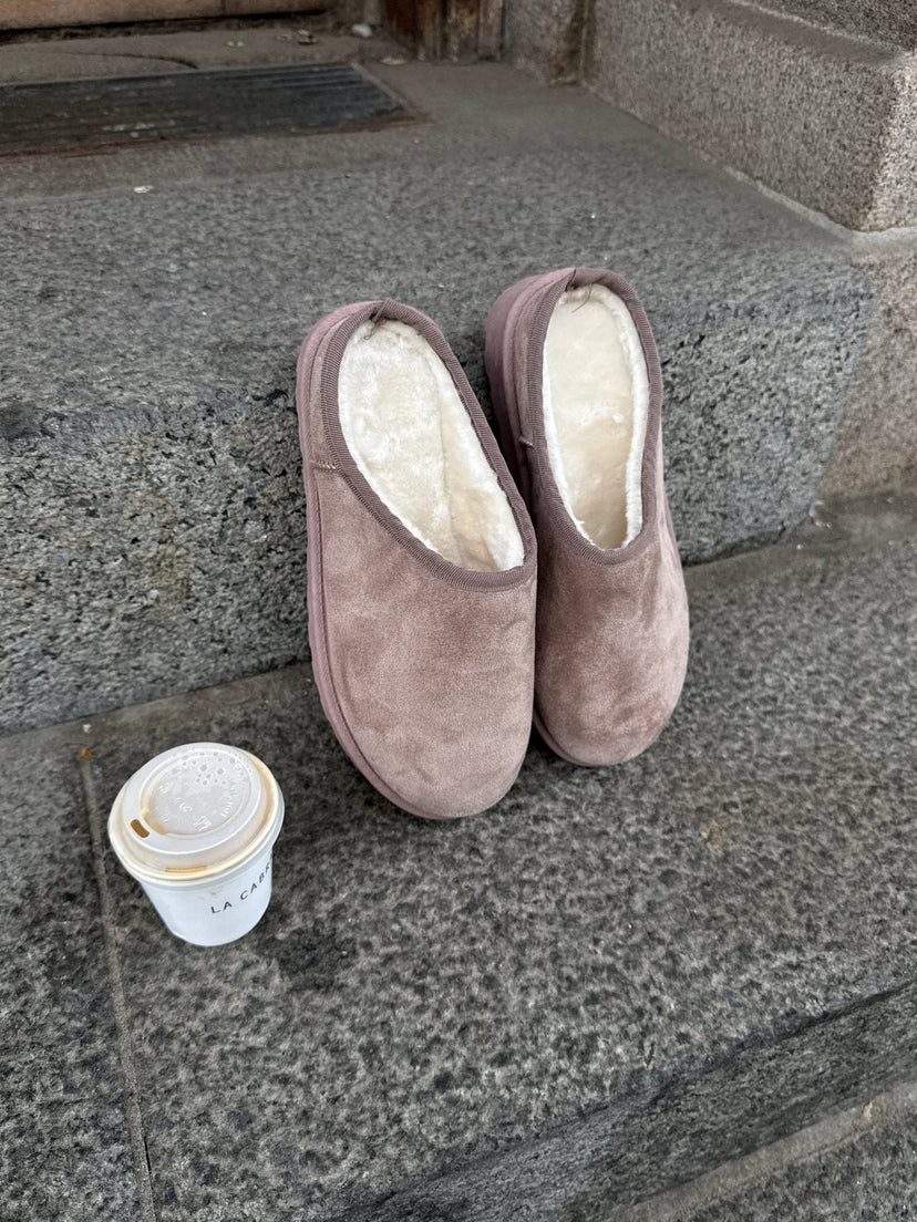 Carly Teddy Slippers - Warm Grey