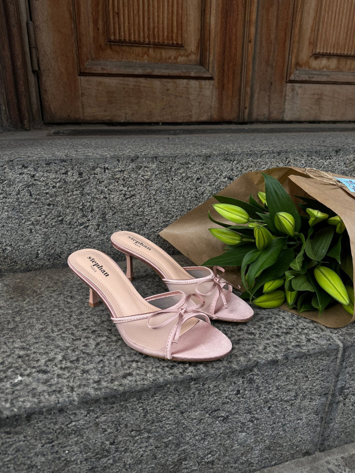 Nellie Bow Tie Heeled Mules - Champagne