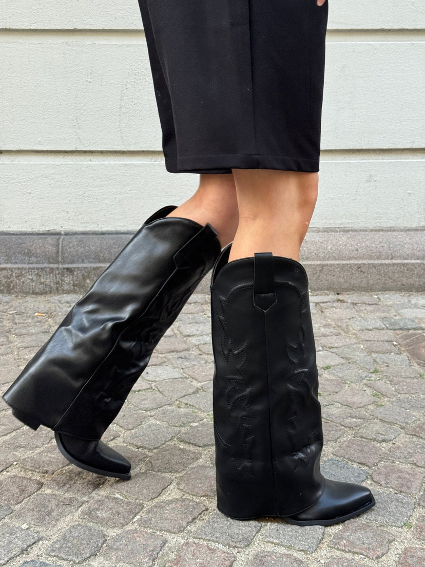 Nikita Cowboy Boots - Black